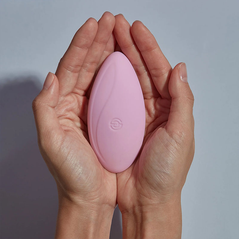 Genvie The Pebble Little Massager